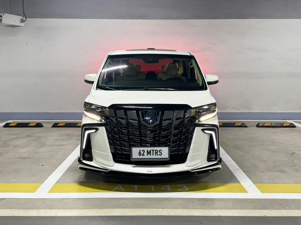 Toyota Alphard 2021 — фото автомобиля