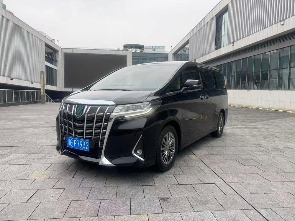 Toyota Alphard 2020 — фото автомобиля