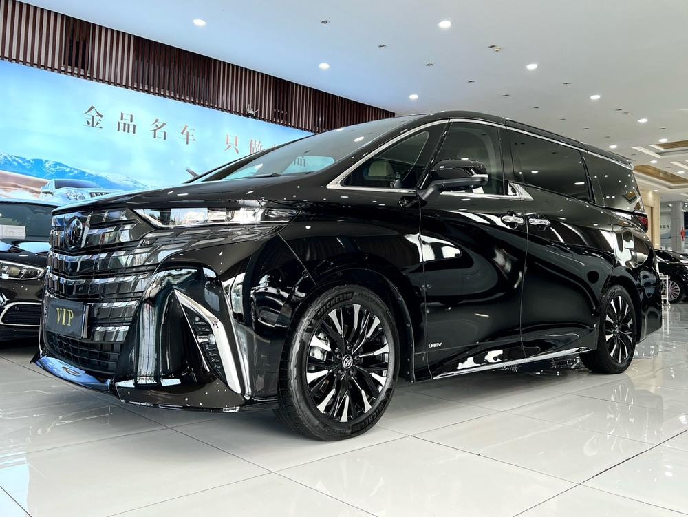 Toyota Alphard 2024 — фото автомобиля 1