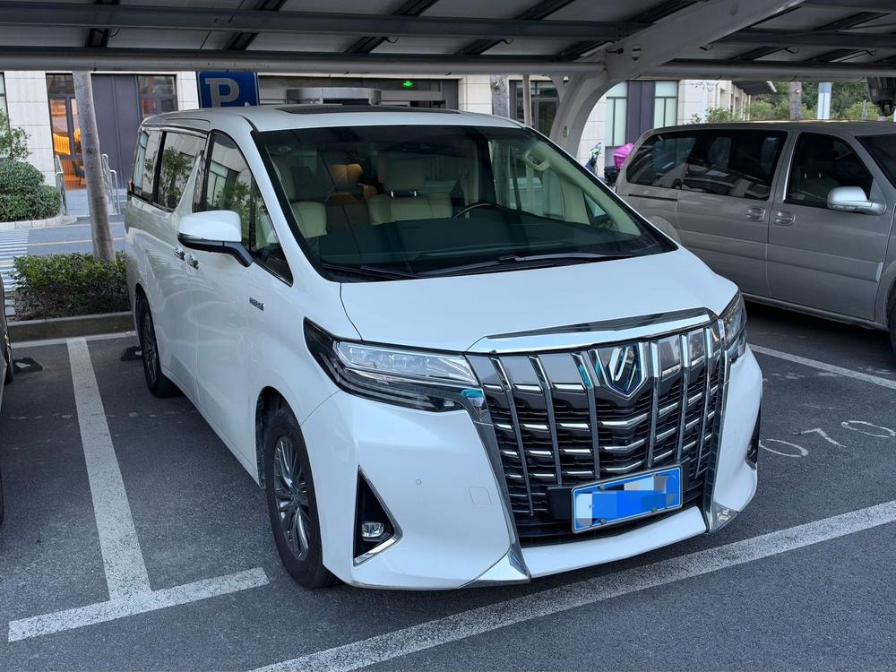 Toyota Alphard 2020 — фото автомобиля