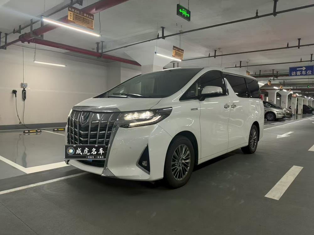 Toyota Alphard 2020 — фото автомобиля 1
