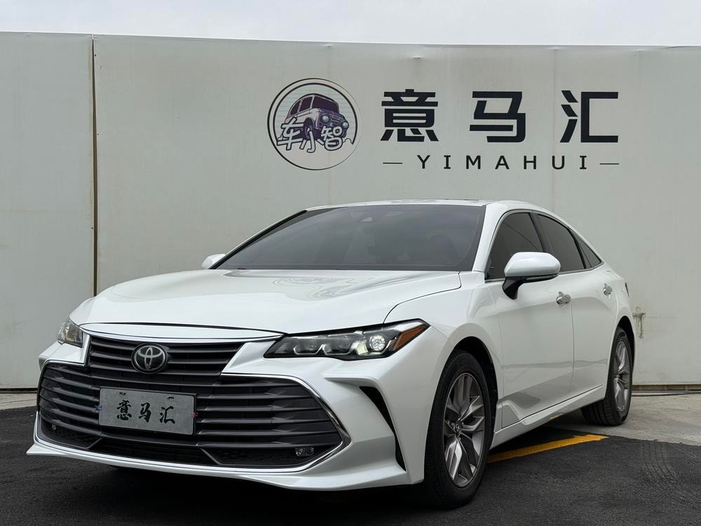 Toyota Avalon 2019 — фото автомобиля 1