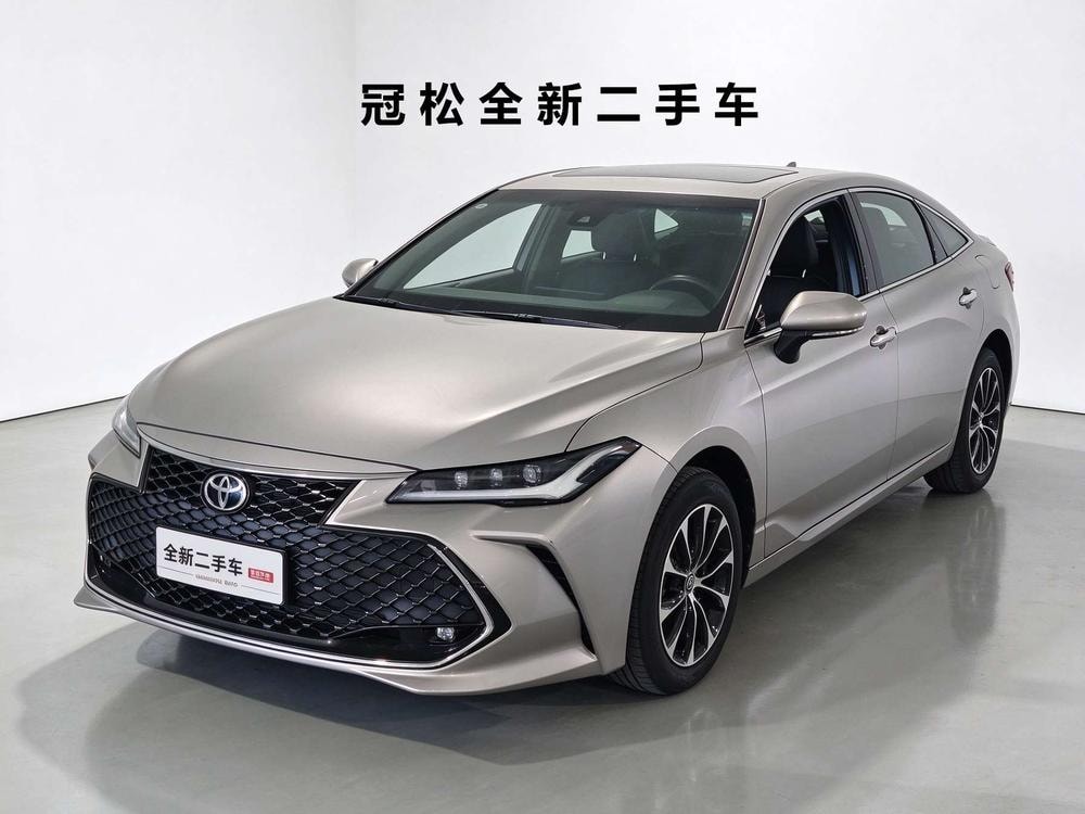 Toyota Avalon 2023 — фото автомобиля 1