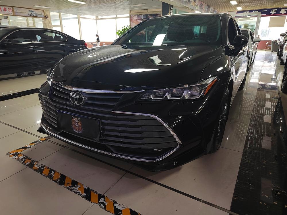 Toyota Avalon 2021 — фото автомобиля