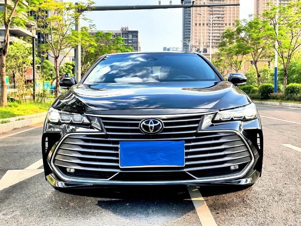 Toyota Avalon 2021 — фото автомобиля