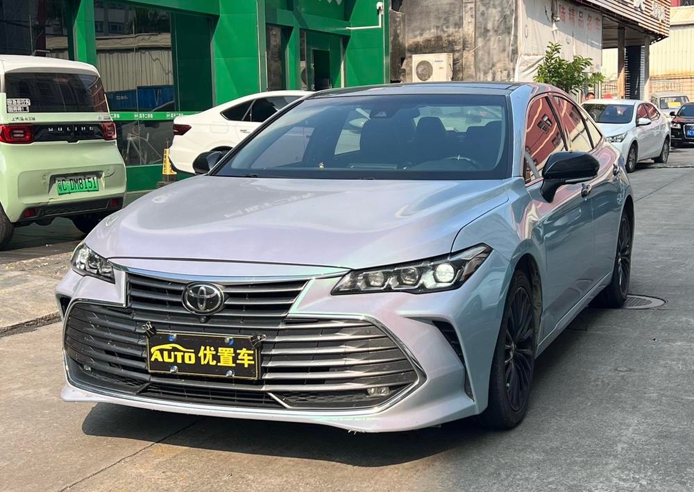 Toyota Avalon 2019 — фото автомобиля