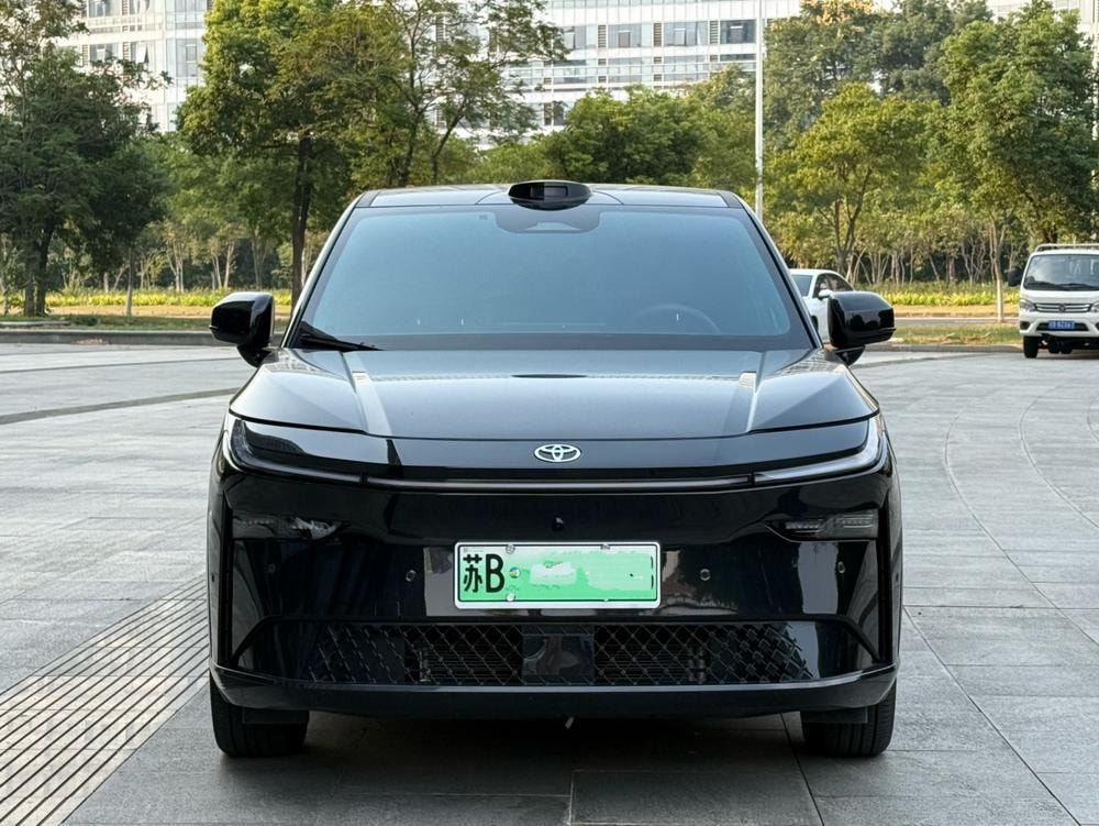 Toyota Bozhi 3X 2025 — фото автомобиля