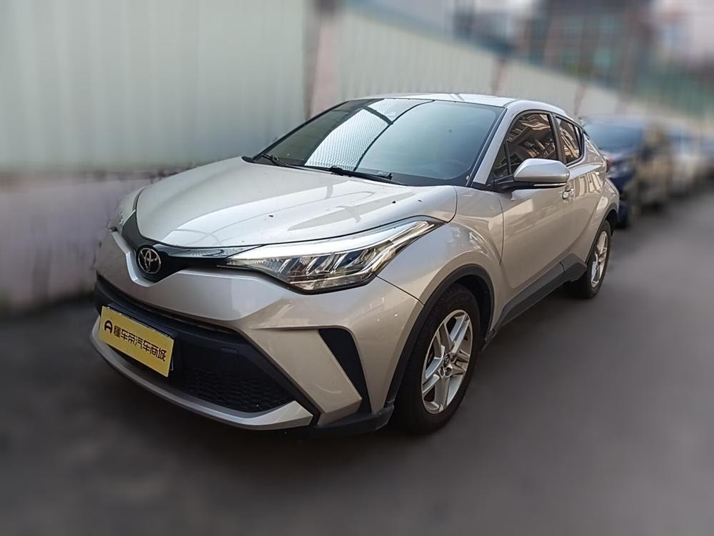 Toyota C-HR 2021 — фото автомобиля