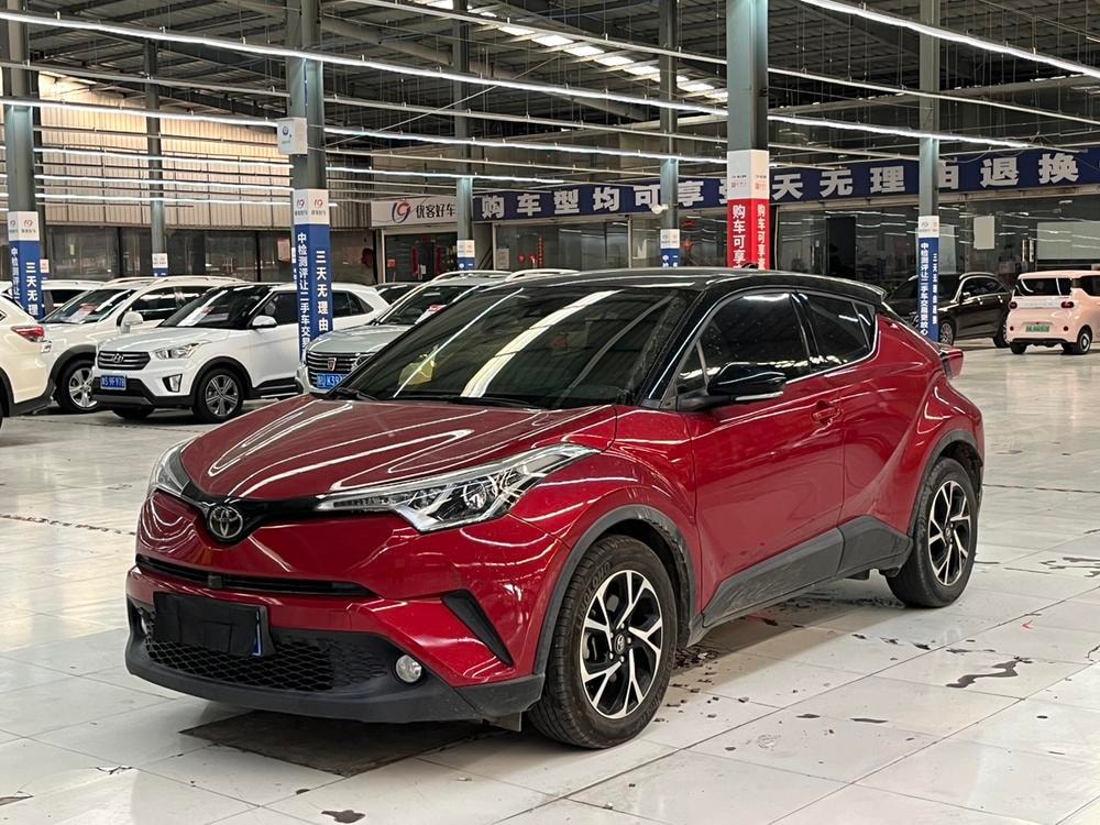 Toyota C-HR 2020 — фото автомобиля