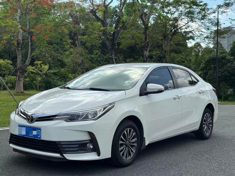 Toyota Corolla 2017 — фото автомобиля