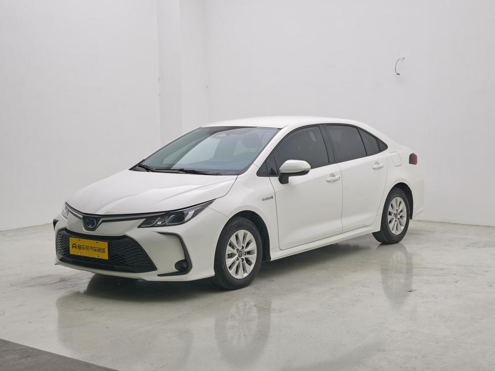 Toyota Corolla 2023 — фото автомобиля