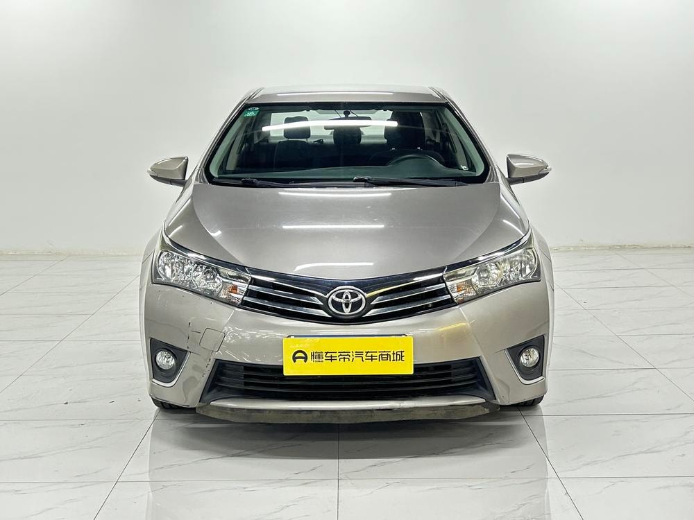 Toyota Corolla 2014 — фото автомобиля