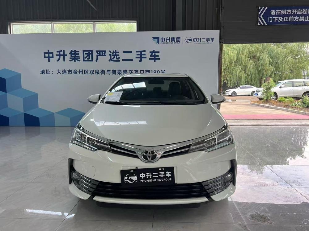 Toyota Corolla 2017 — фото автомобиля