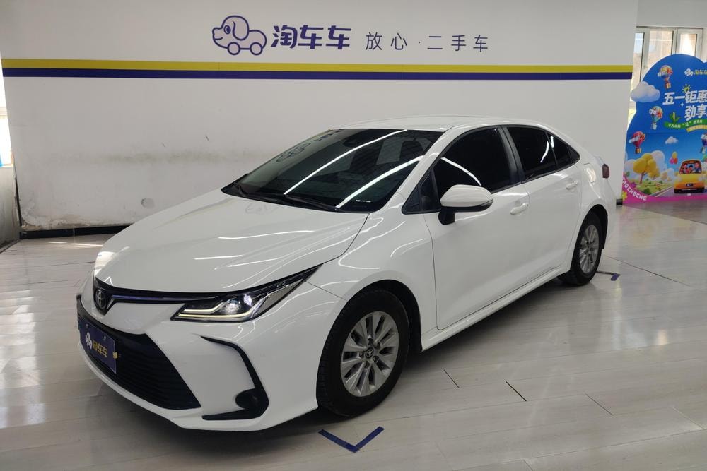 Toyota Corolla 2022 — фото автомобиля