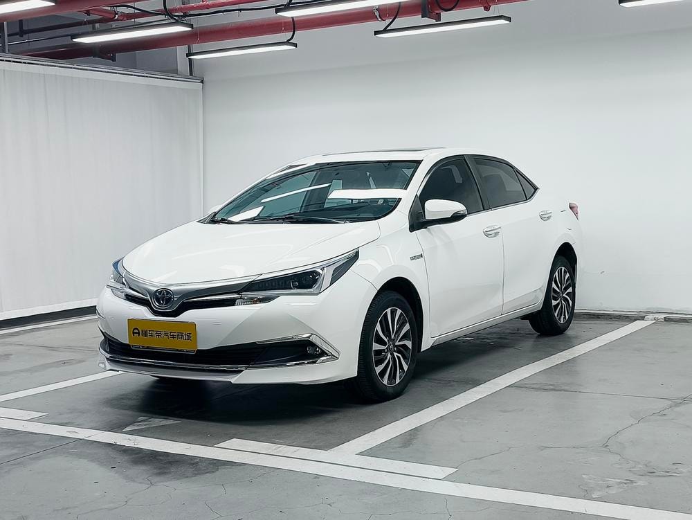 Toyota Corolla 2017 — фото автомобиля