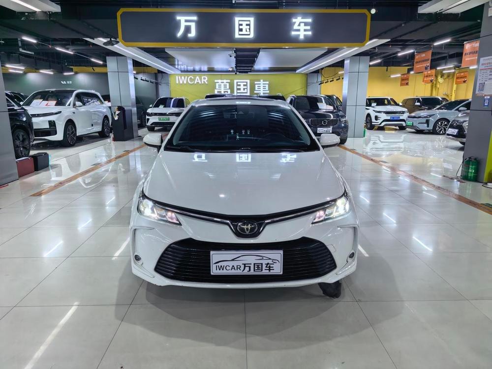 Toyota Corolla 2021 — фото автомобиля
