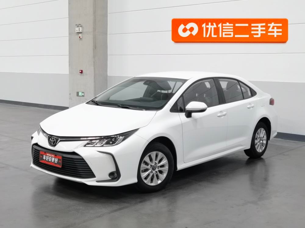 Toyota Corolla 2023 — фото автомобиля