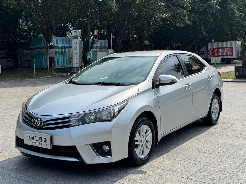 Toyota Corolla 2017 — фото автомобиля 1