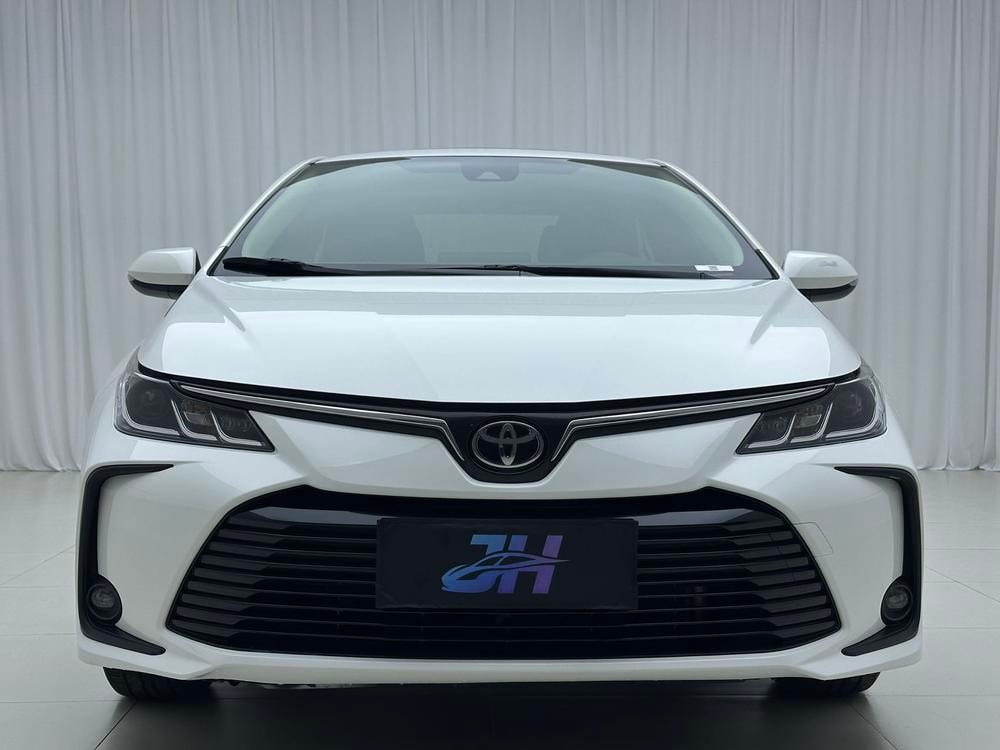 Toyota Corolla 2021 — фото автомобиля