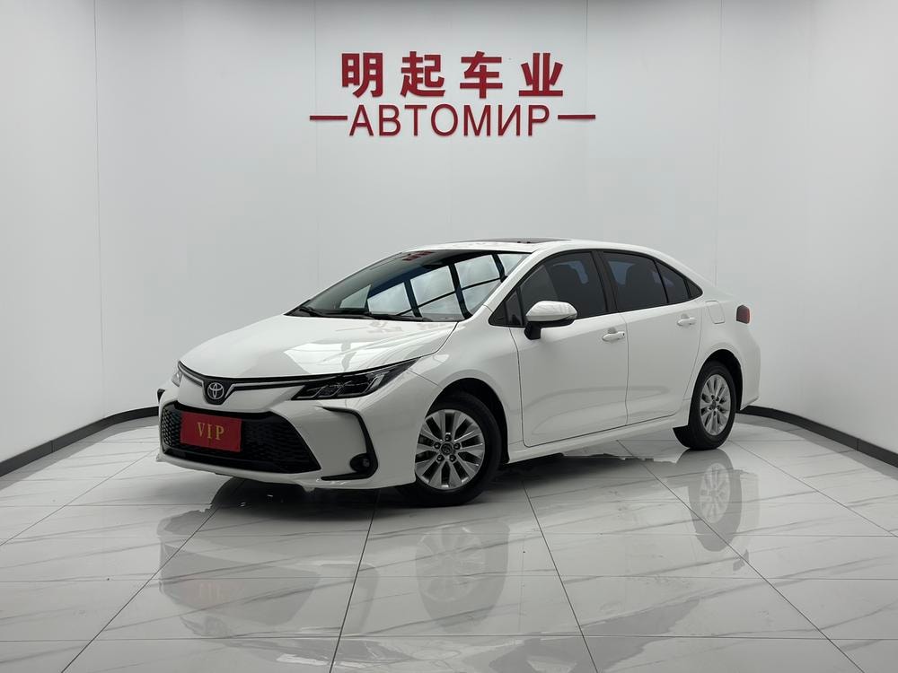Toyota Corolla 2023 — фото автомобиля 1