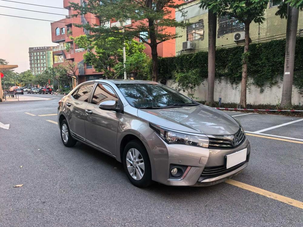Toyota Corolla 2014 — фото автомобиля 1