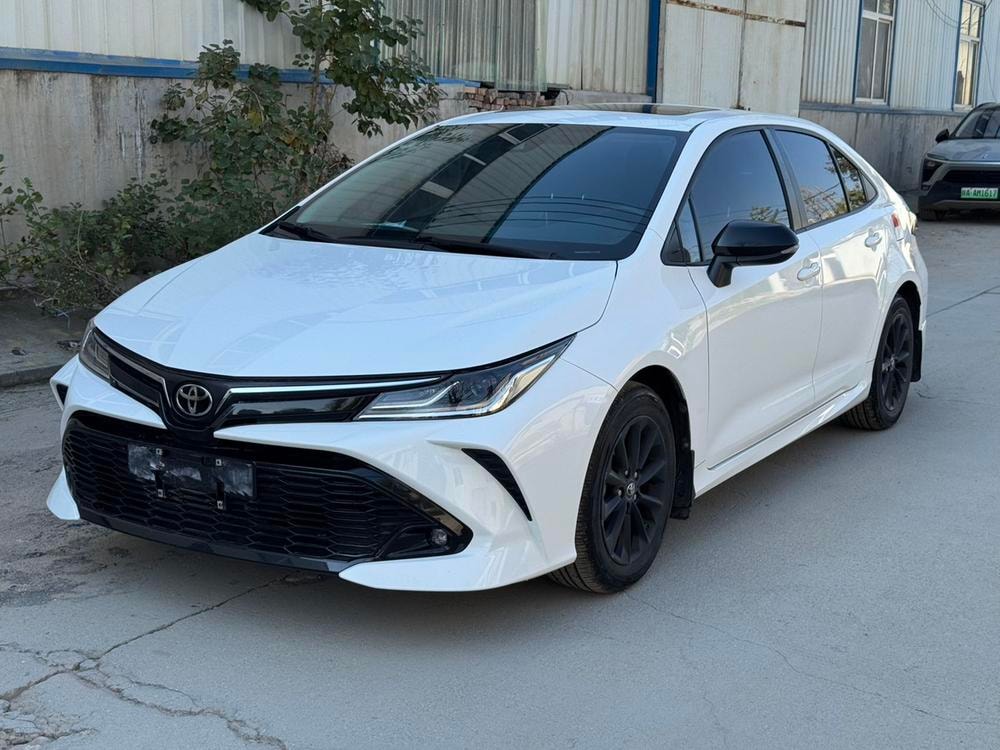 Toyota Corolla 2021 — фото автомобиля 1