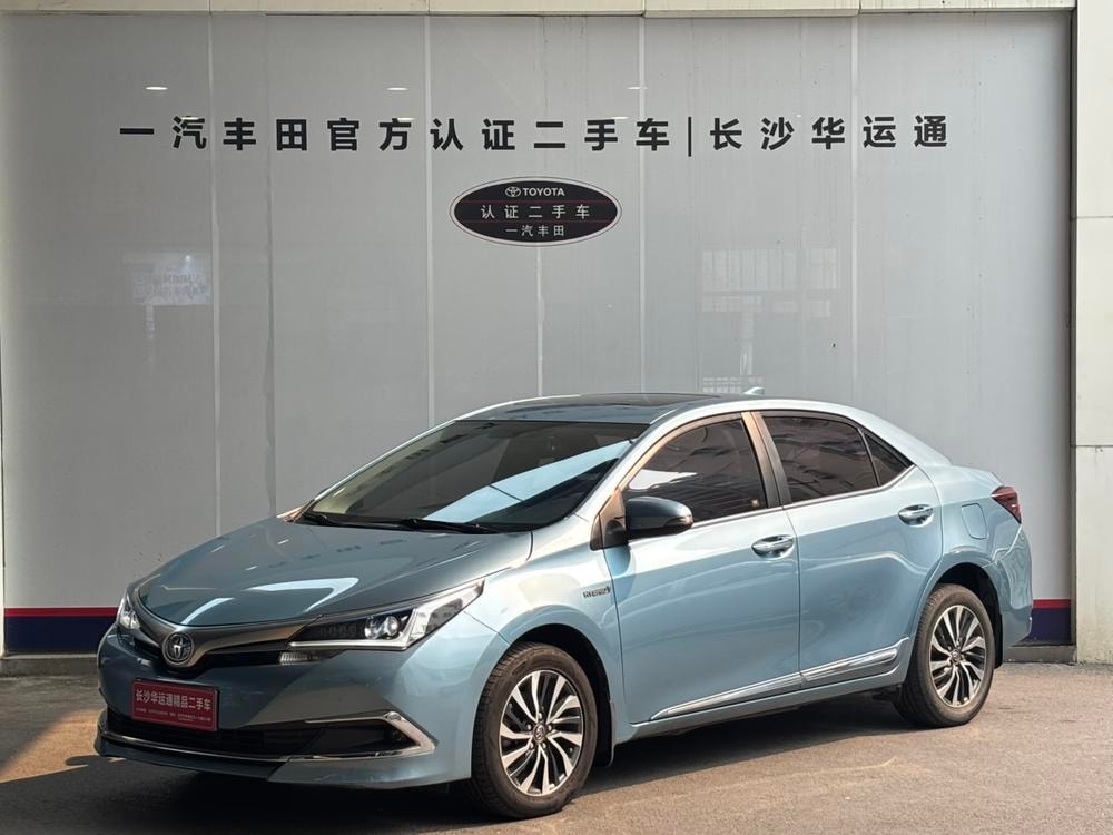 Toyota Corolla 2016 — фото автомобиля