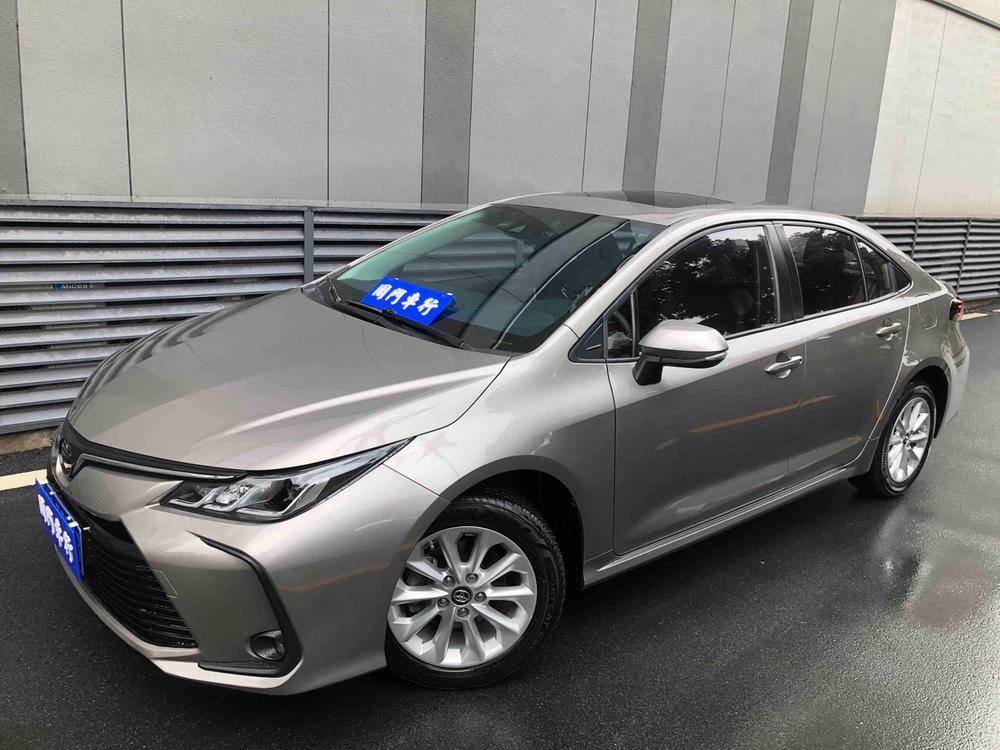 Toyota Corolla 2021 — фото автомобиля