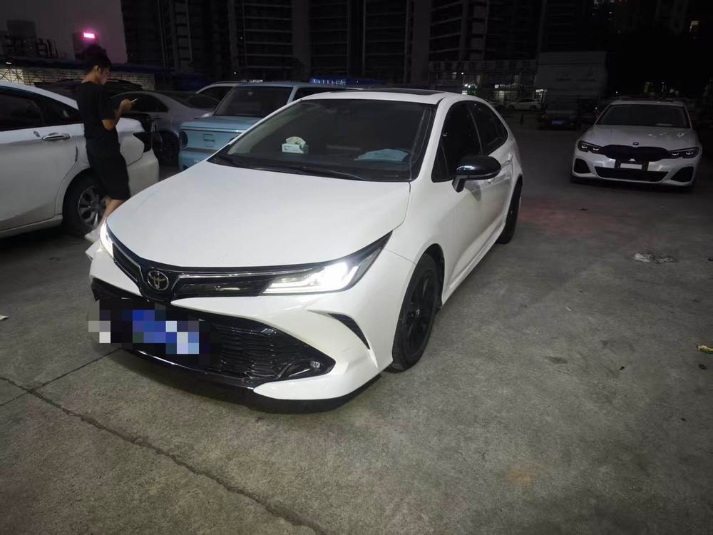 Toyota Corolla 2021 — фото автомобиля
