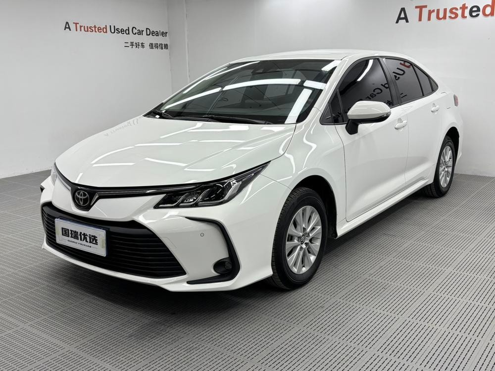 Toyota Corolla 2021 — фото автомобиля