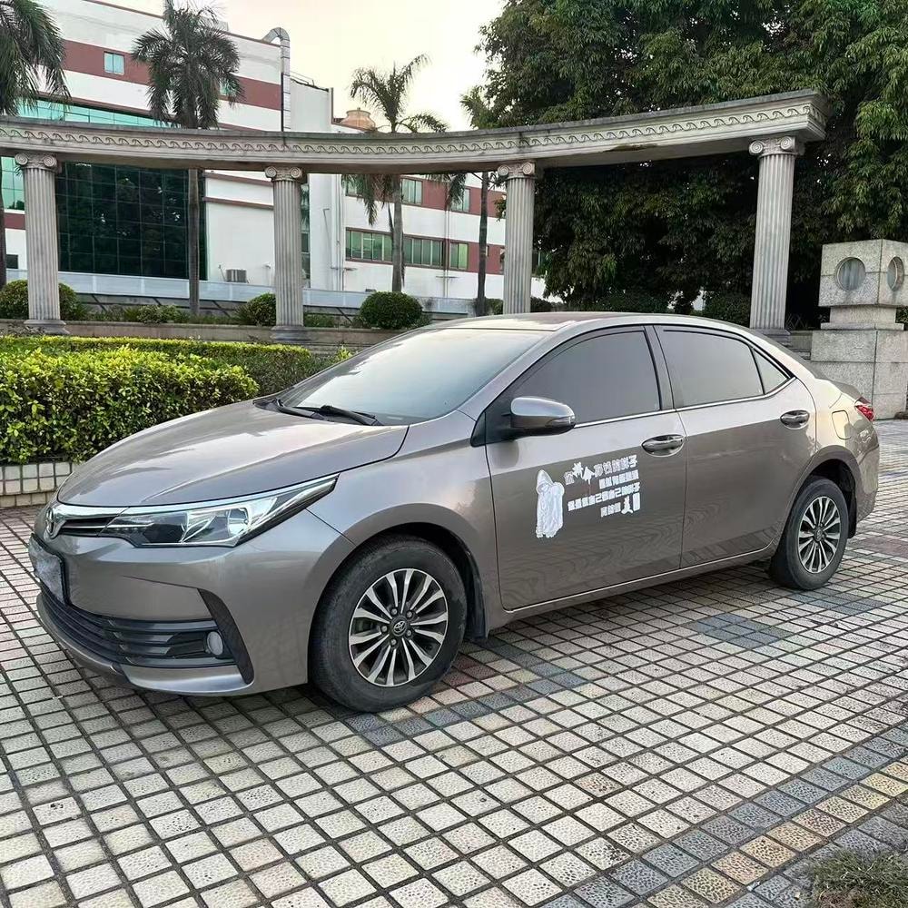 Toyota Corolla 2018 — фото автомобиля