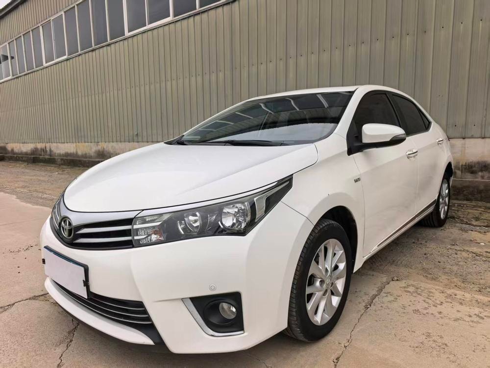 Toyota Corolla 2016 — фото автомобиля