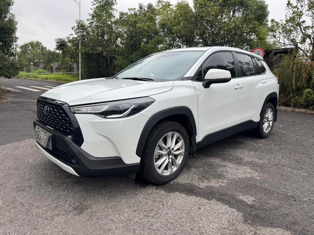 Toyota Corolla Cross 2024 — фото автомобиля 1