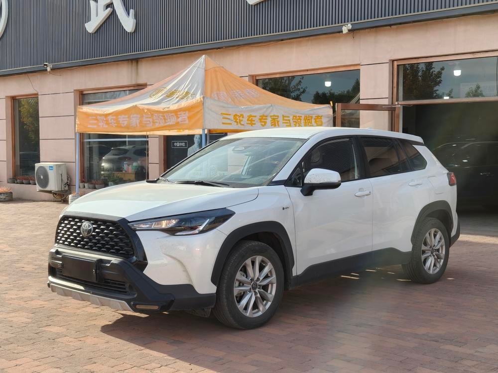 Toyota Corolla Cross 2023 — фото автомобиля