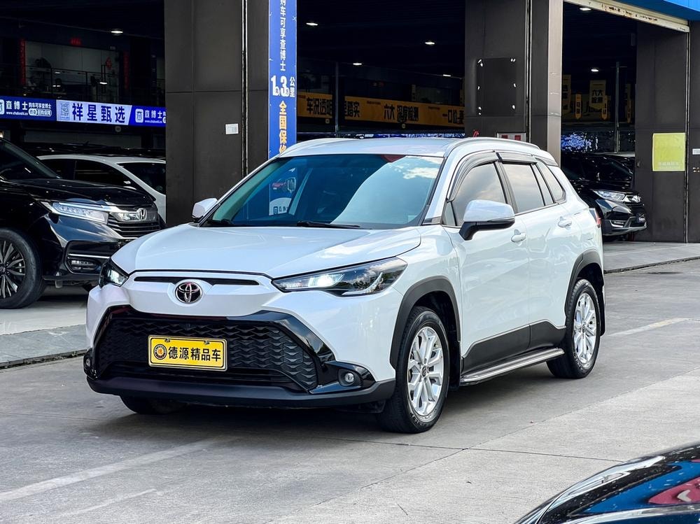Toyota Frontlander 2024 — фото автомобиля 1