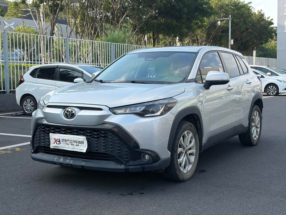 Toyota Frontlander 2023 — фото автомобиля 1