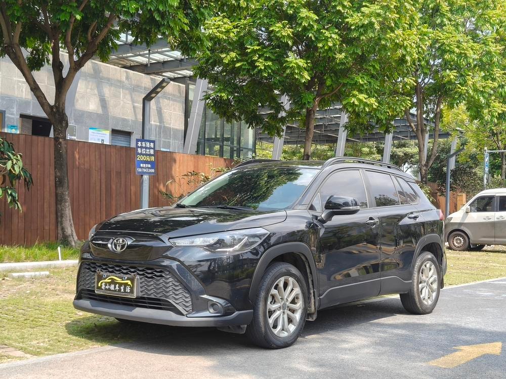 Toyota Frontlander 2023 — фото автомобиля 1