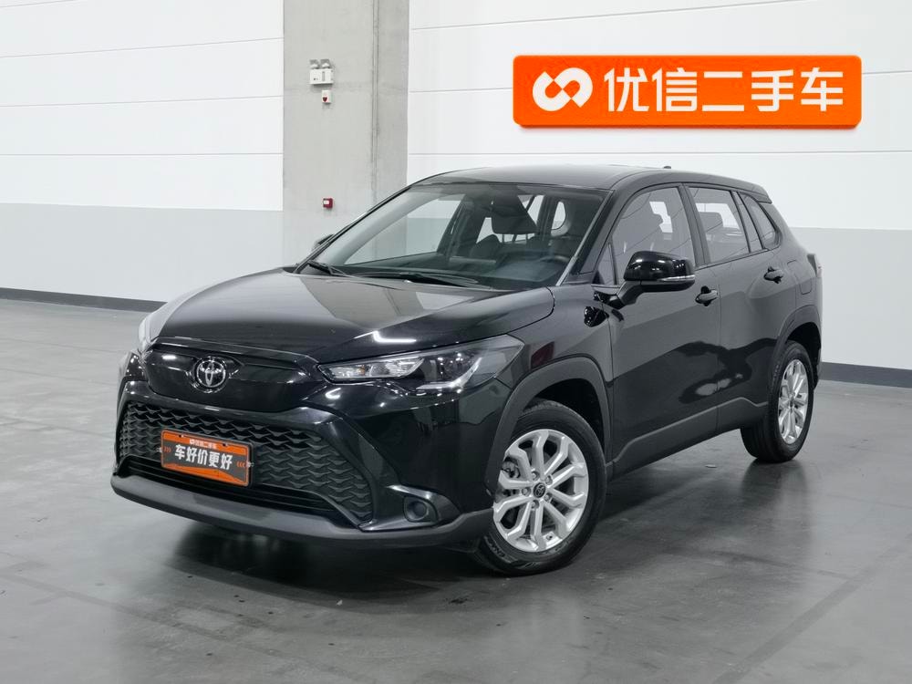 Toyota Frontlander 2022 — фото автомобиля 1