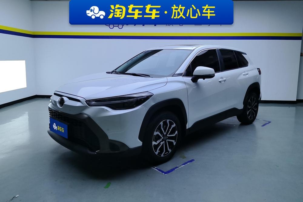 Toyota Frontlander 2023 — фото автомобиля