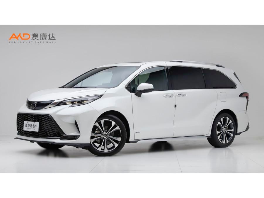Toyota Granvia 2024 — фото автомобиля