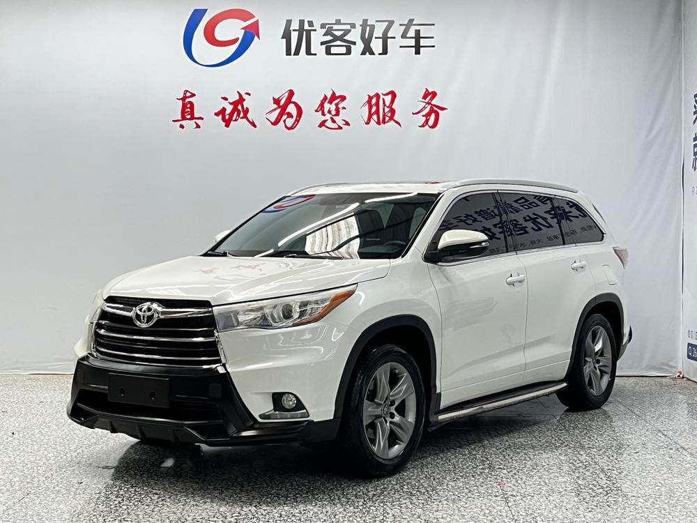 Toyota Highlander 2017 — фото автомобиля 1