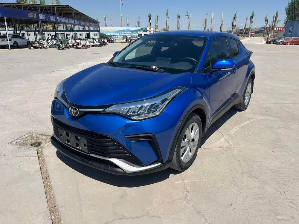 Toyota Izoa 2021 — фото автомобиля