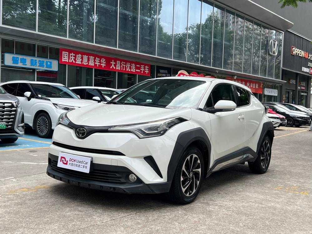 Toyota Izoa 2018 — фото автомобиля