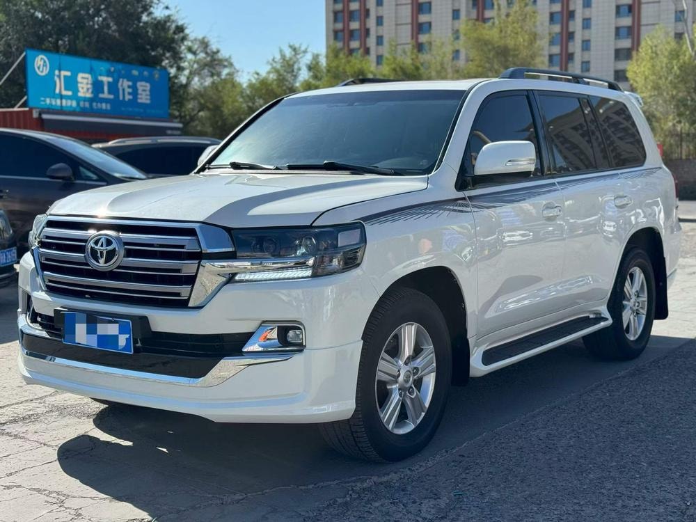 Toyota Land Cruiser (Import) 2014 — фото автомобиля
