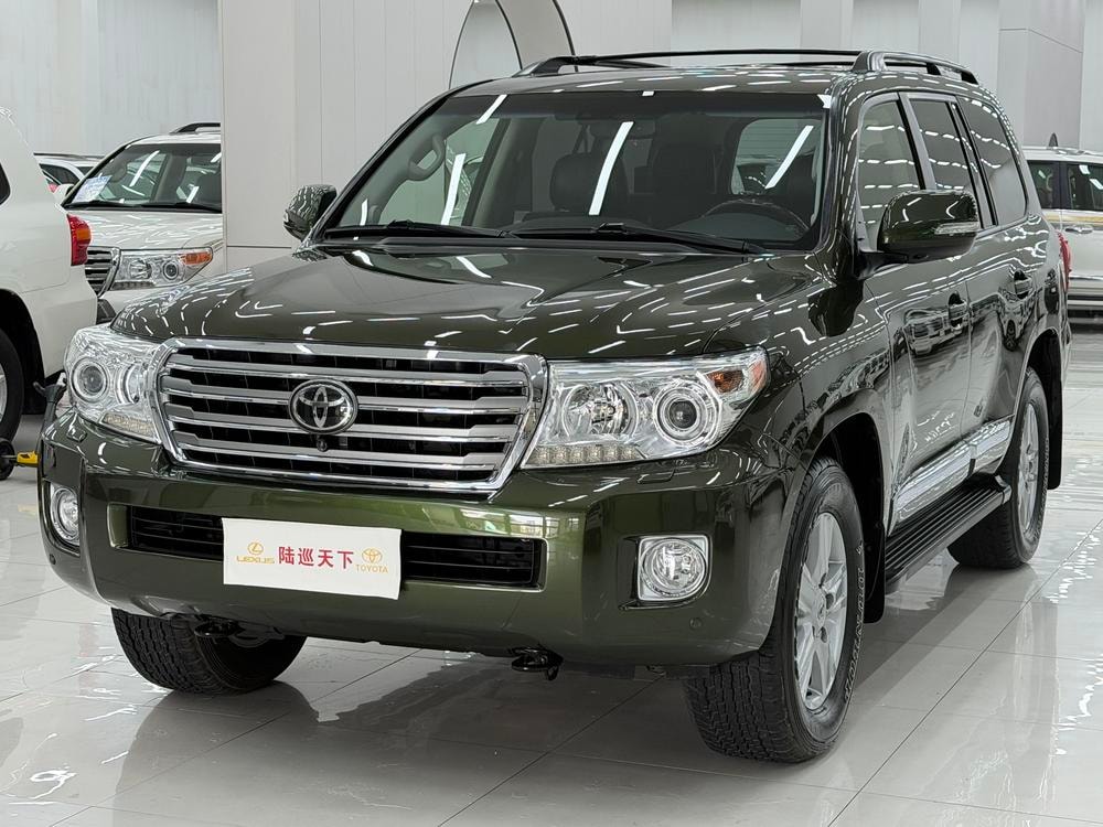 Toyota Land Cruiser (Import) 2014 — фото автомобиля