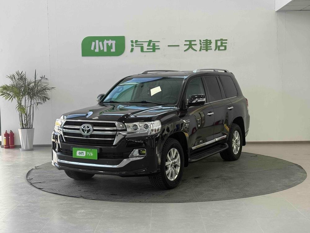 Toyota Land Cruiser (Import) 2019 — фото автомобиля 1