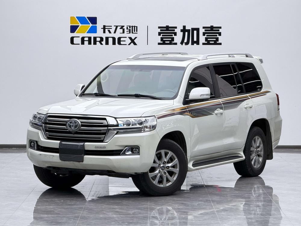 Toyota Land Cruiser (Import) 2016 — фото автомобиля