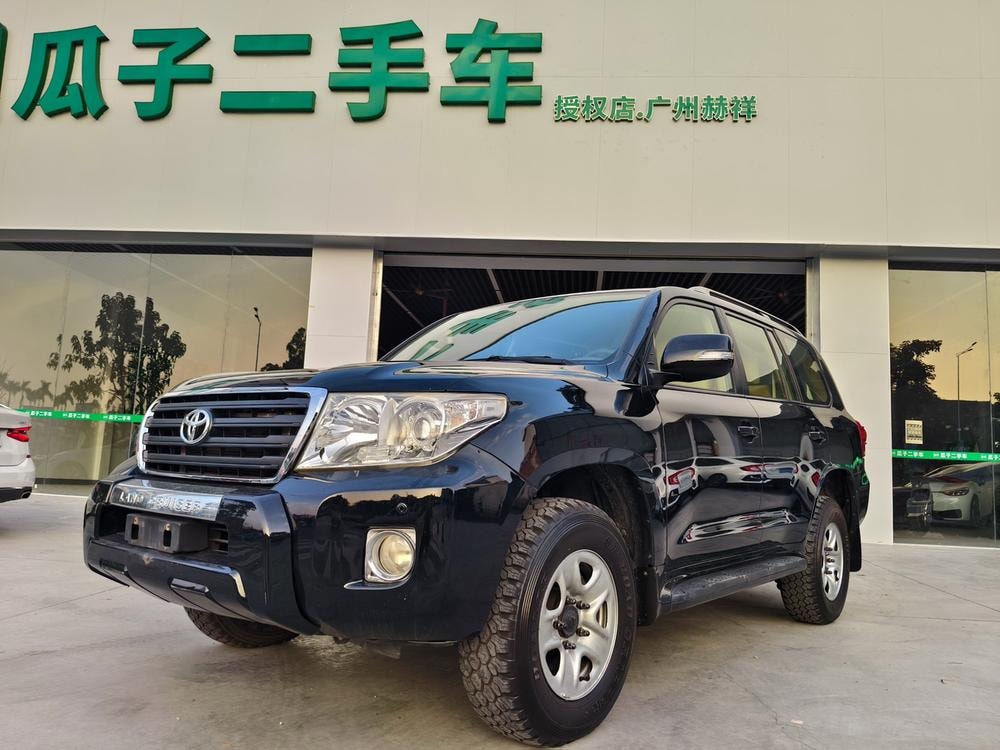 Toyota Land Cruiser (Import) 2014 — фото автомобиля