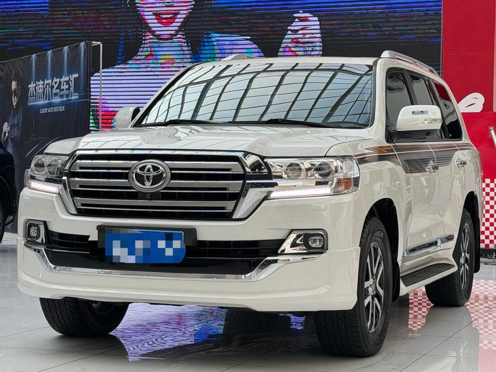 Toyota Land Cruiser (Import) 2020 — фото автомобиля