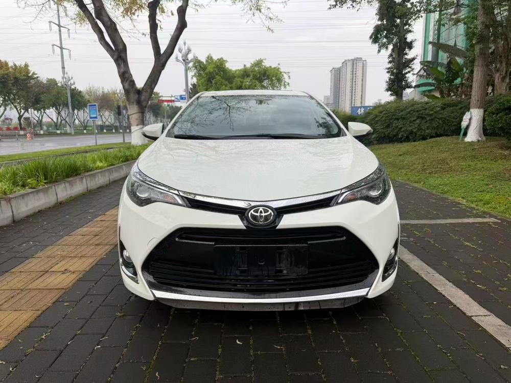 Toyota Levin 2017 — фото автомобиля